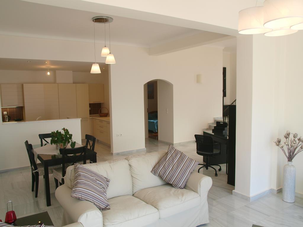 Panoramic Seaview Holiday House Суда Экстерьер фото